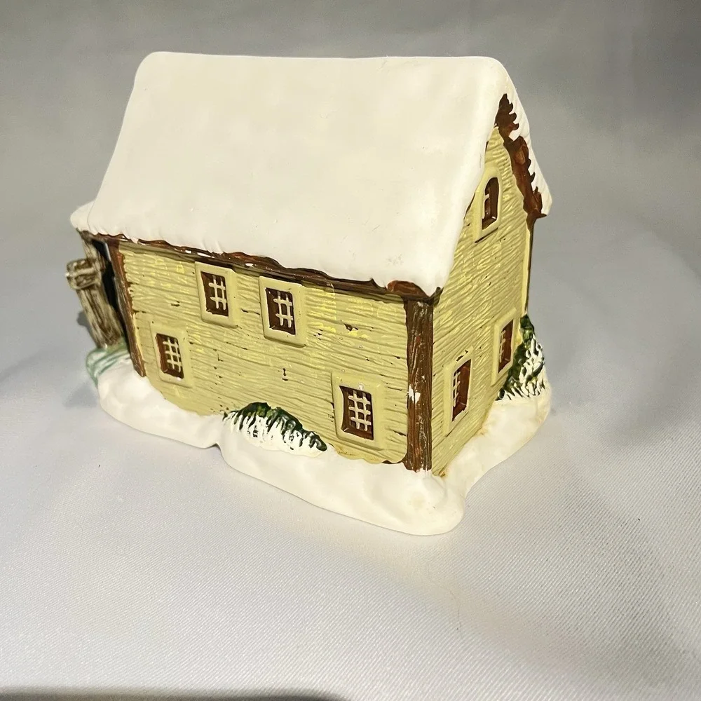 Currier & Ives Museum of the City of New York Frozen Up Lighted House No light.